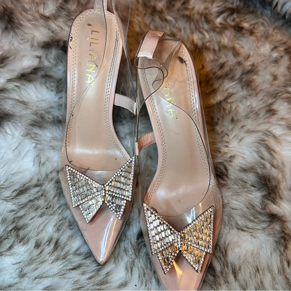 ❤️‍🔥 Liliana Clear Rhinestone Bow Heels - Size: 8  ❤️‍🔥